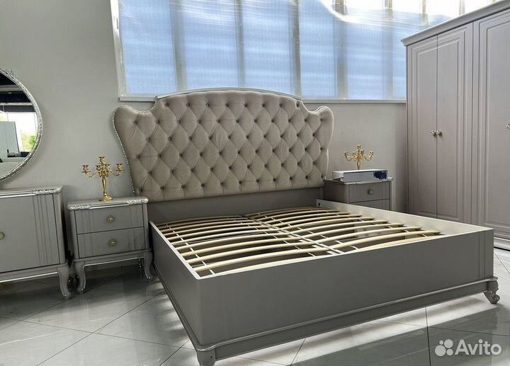 Спальный гарнитур Мия Платина Новый