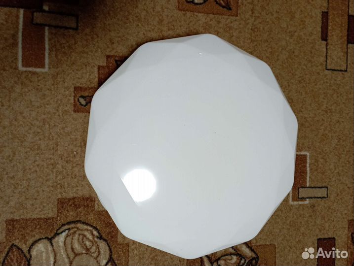 Светильник потолочный светодиодный