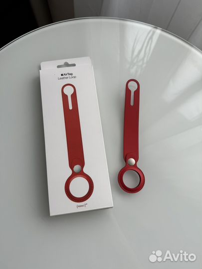 Брелок-подвеска AirTag Leather Loop Red, новый