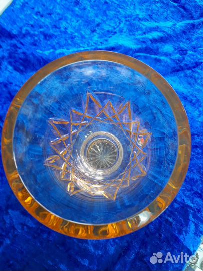 Ваза для цветов СССР из цветного стекла