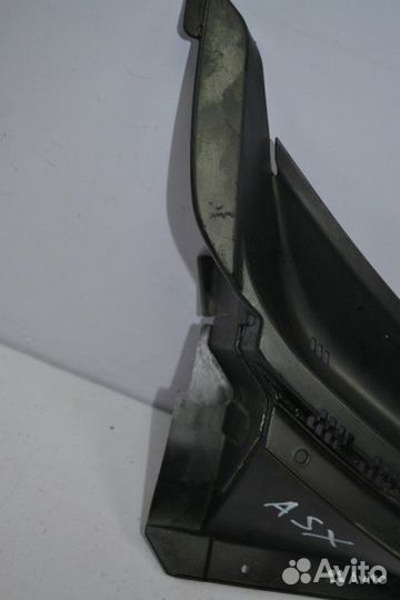 Жабо Mitsubishi Asx 2010