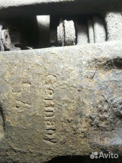 Суппорт передний правый, левый Audi 80 B3