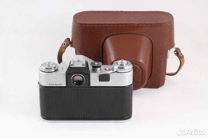 Зеркальный Зенит-В с Индустар-50-2 50 mm f/ 3.5