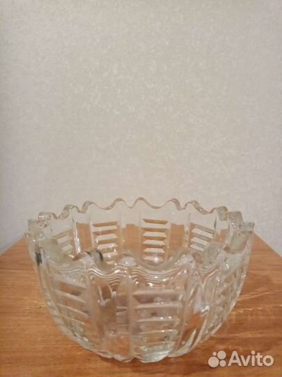 Хрустальные стопки, стаканы, салатики, конфетницы