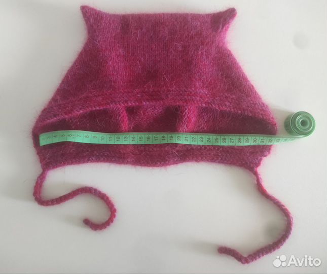 Вязанный чепчик с рожками