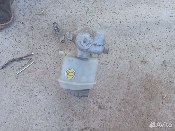 Цилиндр главный тормозной Chery Amulet A15