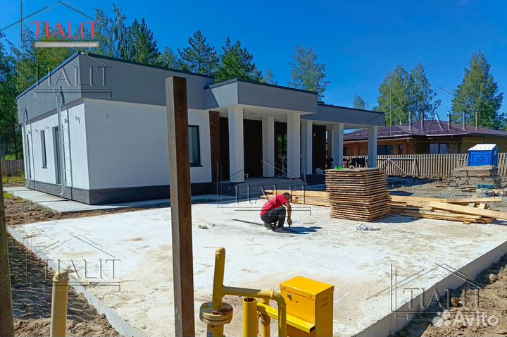 Теплый каркасный гараж на 2 места из сэндвич-панел