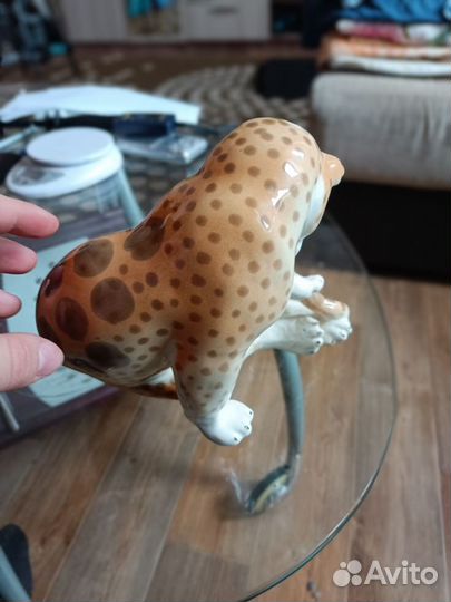 Фарфоровая статуэтка леопард лфз