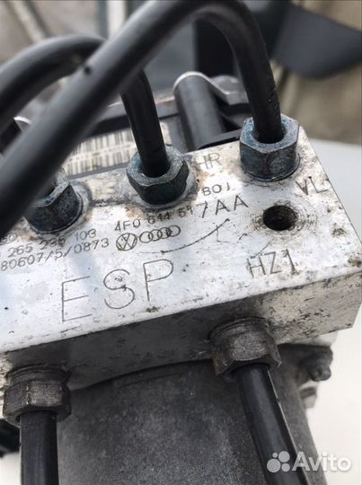 Блок ABS Ауди А6 Ц6 4F0614517AA