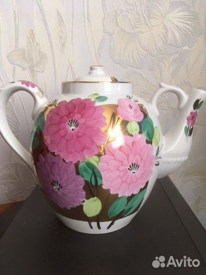 Фарфоровые настенные маски