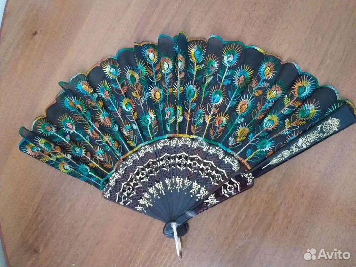 Веер раритетный коллекционный