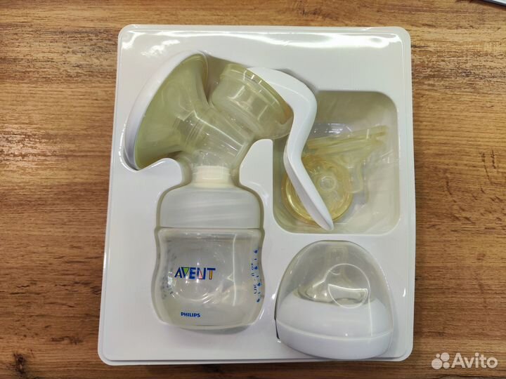 Молокоотсос Philips Avent Natural SCF330/20