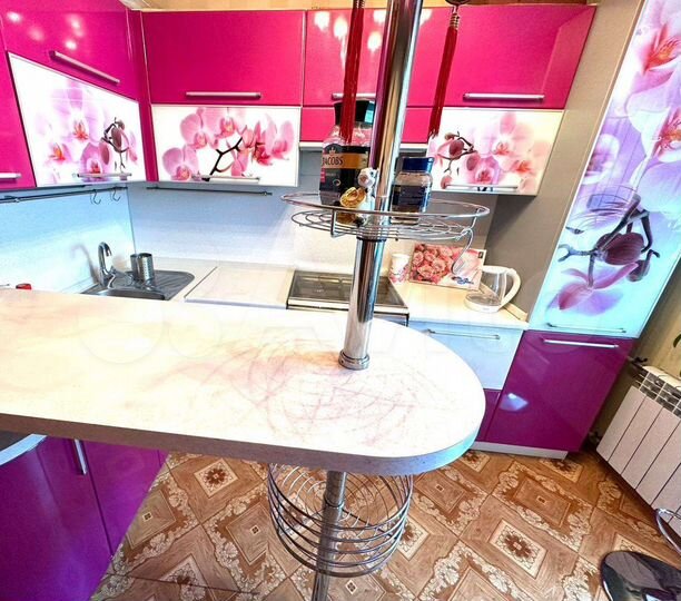 3-к. квартира, 73 м², 8/10 эт.