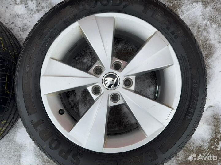 R16 Skoda Оригинал 5на112 Dia57.1 Goodyear