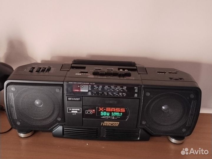 Кассетный магнитофон sharp