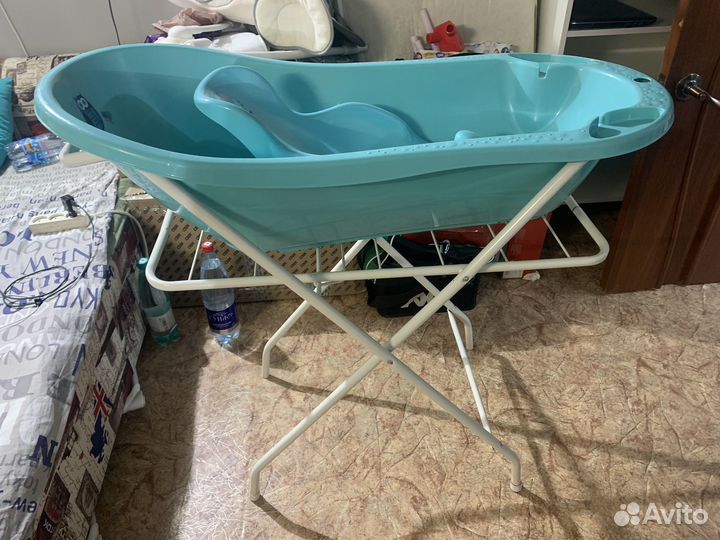 Ванночка для купания с горкой