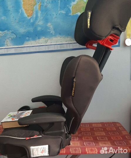 Автомобильное детское кресло от 9 до 36 кг