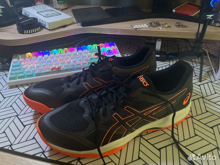 Кроссовки asics унисекс