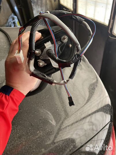 Боковое зеркало на лс 460 2010 год