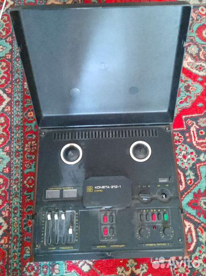 Магнитофон комета-212-1 стерео