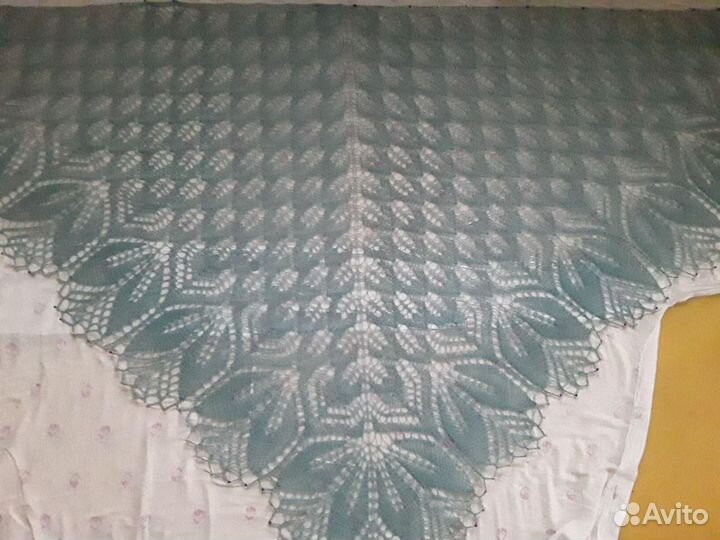 Шаль ручной работы