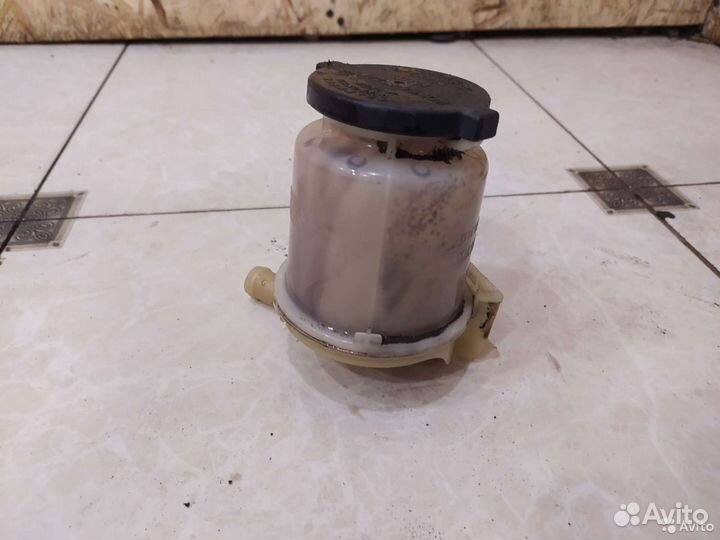 Бачок гур Geely мк