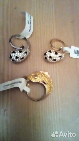 Часы и украшения,ювелирные изделия