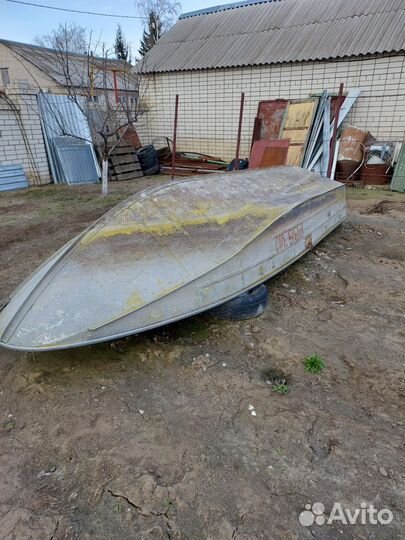 Лодка Днепр