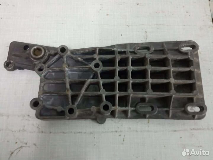 Крышка переднего моста Шевроле нива