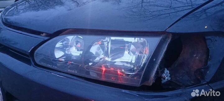 Фара левая Toyota Levin Trueno ae110/ae111