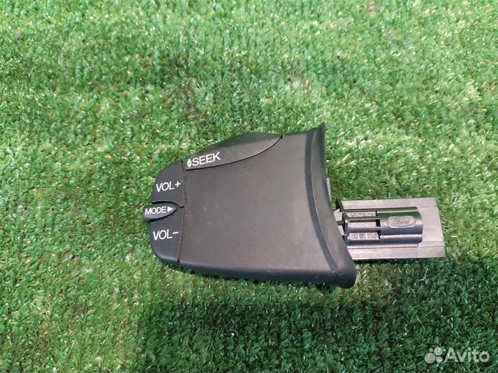 Переключатель магнитолы подрулевой Ford Fiesta (C