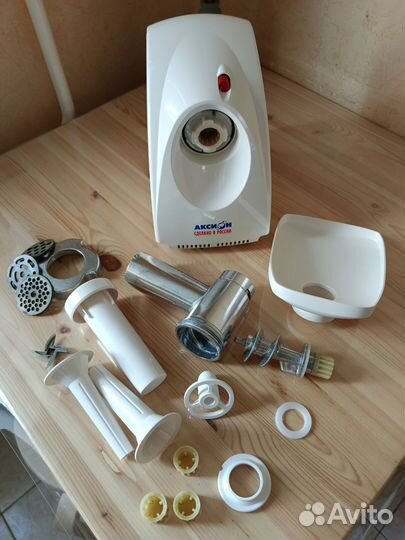 Электромясорубка Аксион м32 б/у