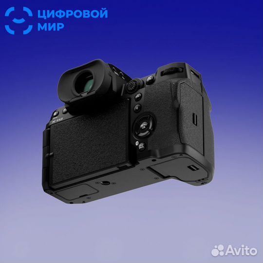 Fujifilm X-H2 with XF 16-80mm f/4 R OIS WR