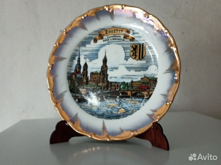 Тарелка настенная