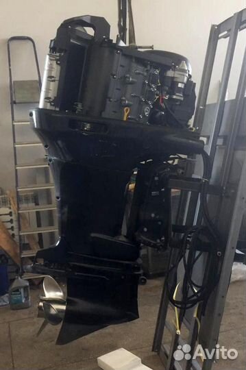 Лодочный мотор suzuki DF300APX аварийный