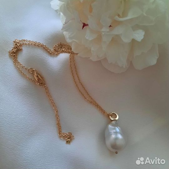 Цепочка с подвеской из барочного жемчуга