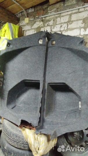 Облицовка багажника правая левая седан Volkswagen