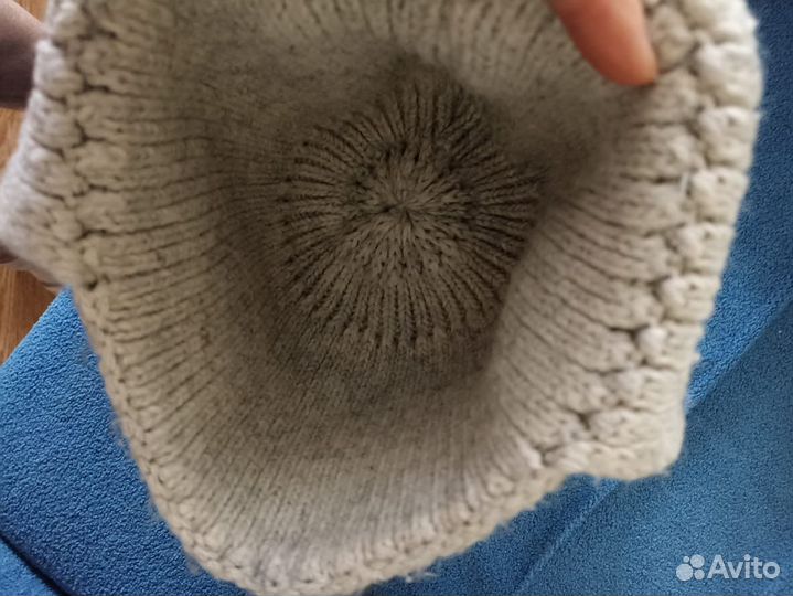 Шапка зимняя для девочки с помпоном