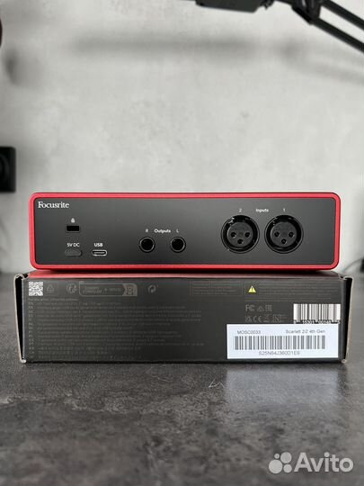 Focusrite Scarlett 2i2 Gen4