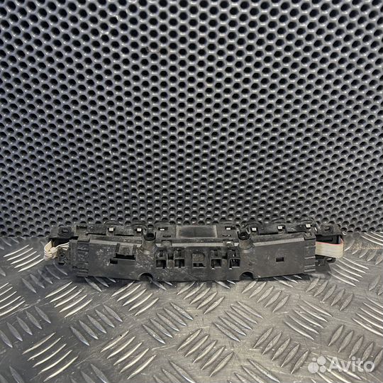 Блок кнопок Mercedes-Benz S-класс