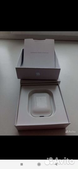 Беспроводные наушники, чехлы apple airpods 2