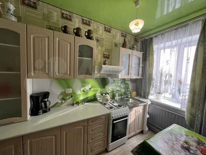 3-к. квартира, 54 м², 1/2 эт.