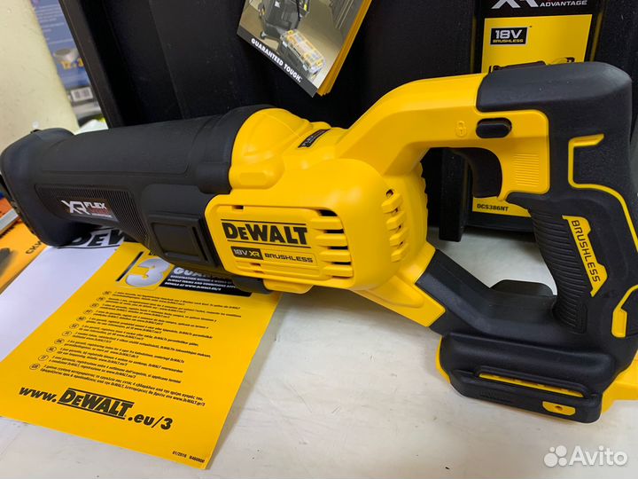 Cабельная пила Dewalt DCS386NT 18/54В Advantage