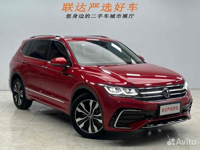 Volkswagen Tiguan L 2.0 AMT, 2021, 40 000 км