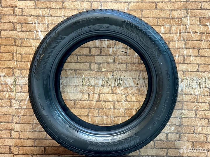 Nokian Tyres Hakkapeliitta 8 225/55 R17