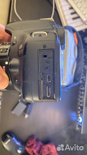 Canon EOS 550d 18-55mm + USB адаптер