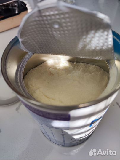 Смесь Нан 1 гипоаллергенный и Нутрилон премиум 2