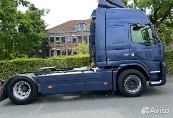 Pазбираем грузовик Volvo FM 2008-2013