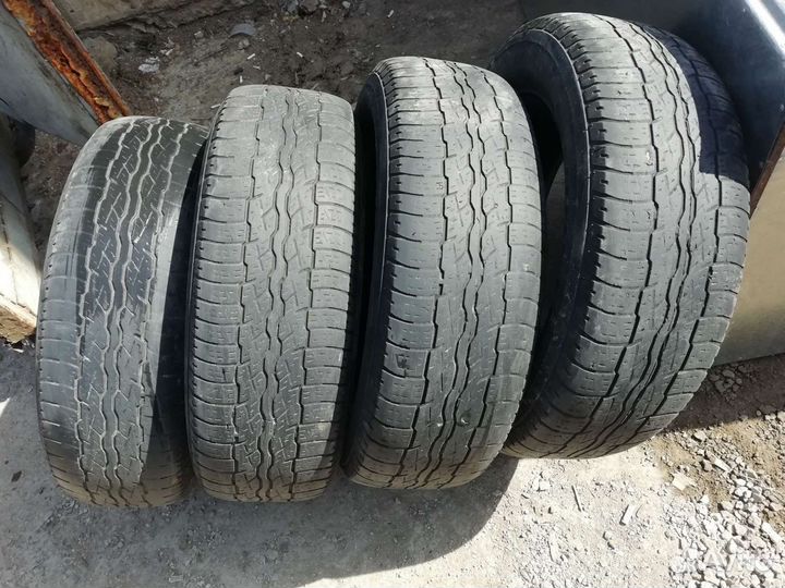 Bridgestone Dueler H/T 225/65 R17