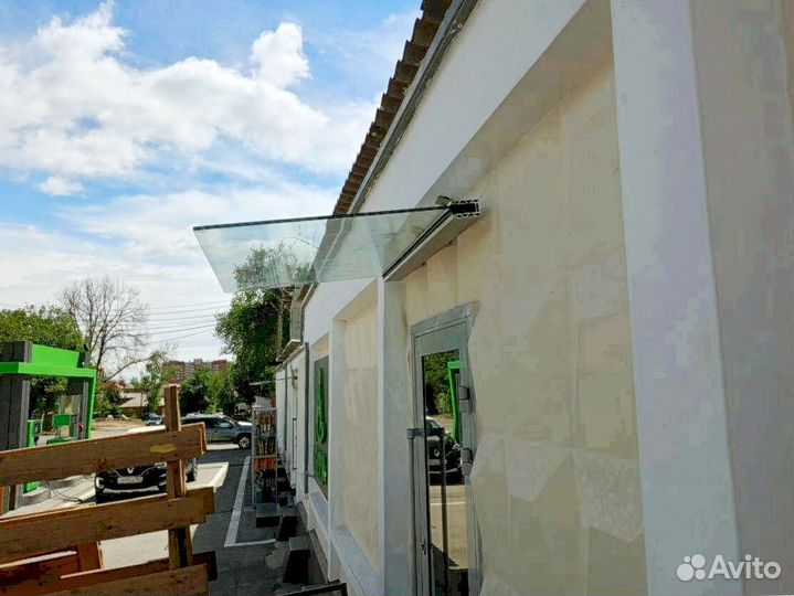 Козырек со стеклом